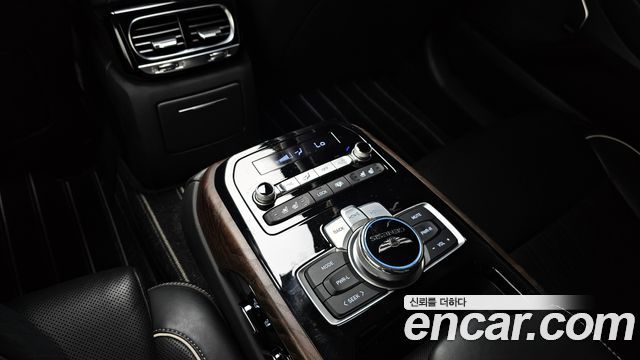 Genesis G90 3.8 AWD Prestige 2019 — фото 31