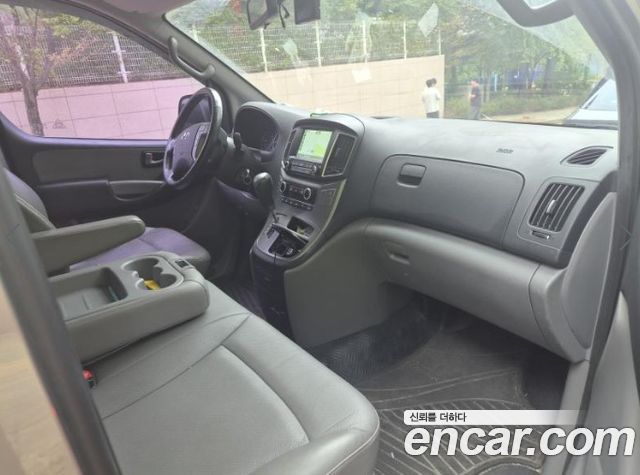 Hyundai Grand Starex Van 3-Seater Smart 2019 — фото 5