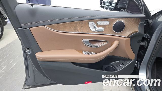 Mercedes-Benz E-Class (W213) E250 Exclusive 2023 — фото 30