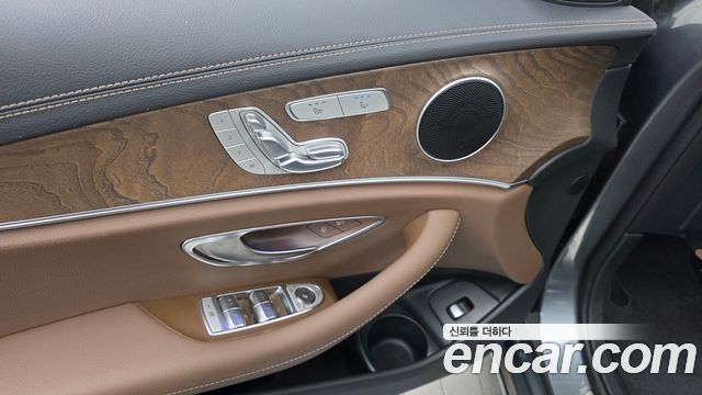 Mercedes-Benz E-Class (W213) E250 Exclusive 2023 — фото 35