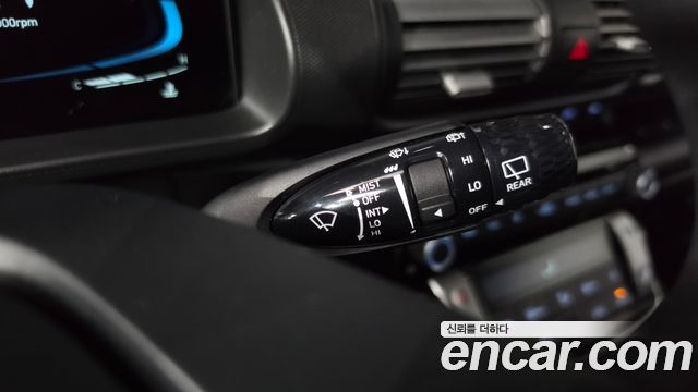 Hyundai Casper Smart 2023 — фото 28