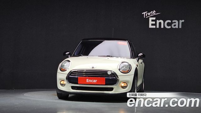MINI Cooper 5Door Standard 3rd 2017 — фото 3