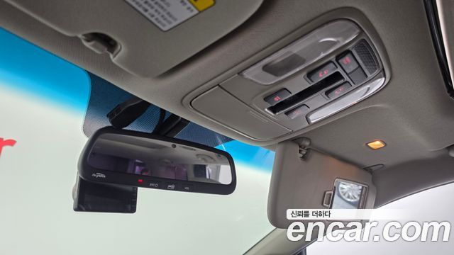 Kia Carnival 9-seater Luxury 2016 — фото 23