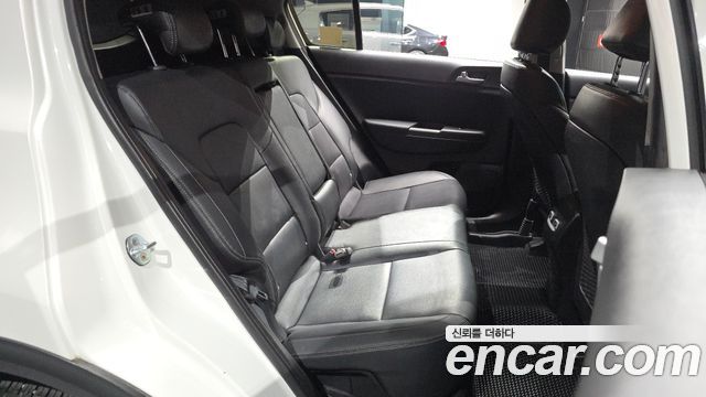 Kia Sportage (IV) Diesel 1.7 2WD Trendy 2016 — фото 11