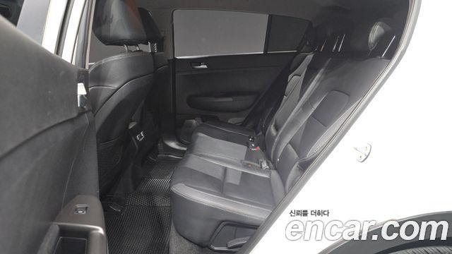 Kia Sportage (IV) Diesel 1.7 2WD Trendy 2016 — фото 12