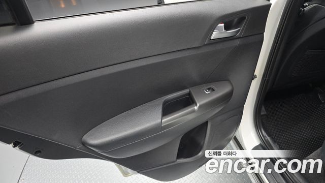 Kia Sportage (IV) Diesel 1.7 2WD Trendy 2016 — фото 25