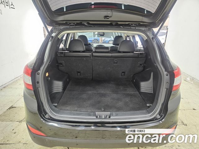 Hyundai Tucson ix Diesel(e-VGT) 2WD Smart special 2015 — фото 17