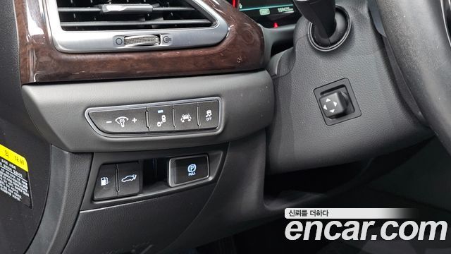 Genesis EQ900 3.8 GDI AWD Luxury 2018 — фото 16