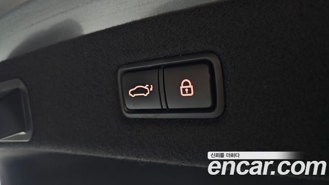 Genesis EQ900 3.8 GDI AWD Luxury 2018 — фото 18