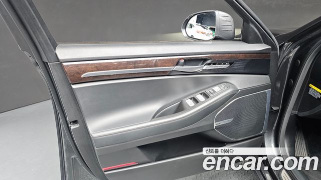 Genesis EQ900 3.8 GDI AWD Luxury 2018 — фото 24