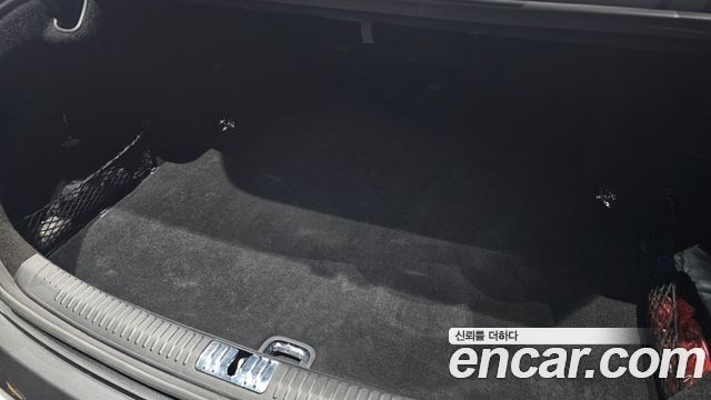 Genesis EQ900 3.8 GDI AWD Luxury 2018 — фото 27