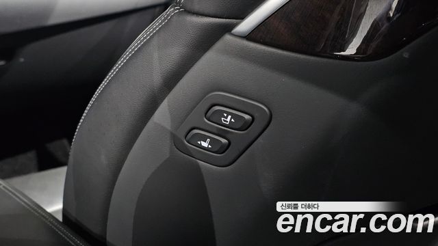 Genesis EQ900 3.8 GDI AWD Luxury 2018 — фото 30