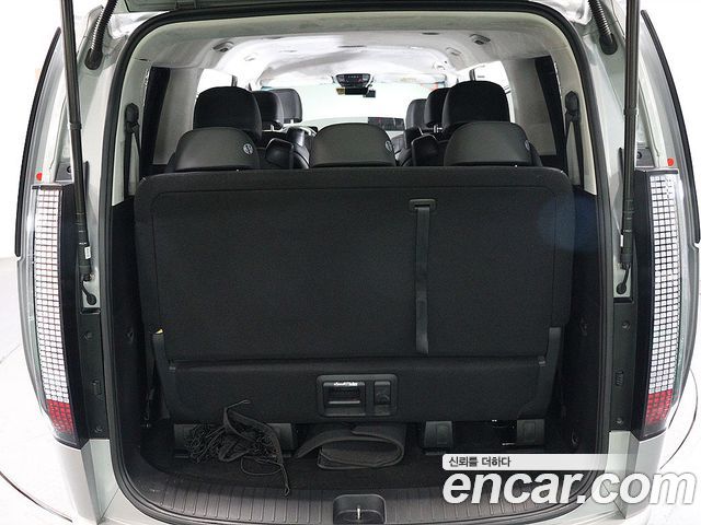 Hyundai Staria Lounge 9-Seater Prestige 2022 — фото 5