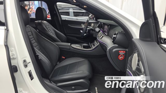 Mercedes-Benz E-Class (W213) E350 4MATIC AMG Line 2021 — фото 11
