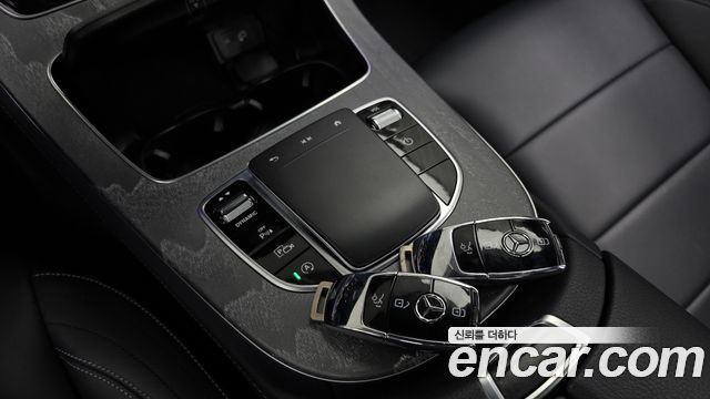 Mercedes-Benz E-Class (W213) E350 4MATIC AMG Line 2021 — фото 17