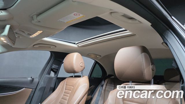 Mercedes-Benz E-Class (W213) E300 4MATIC Avnatgarde 2019 — фото 22