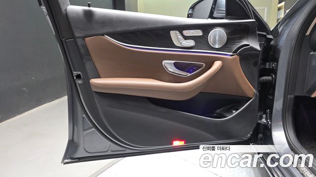 Mercedes-Benz E-Class (W213) E300 4MATIC Avnatgarde 2019 — фото 30
