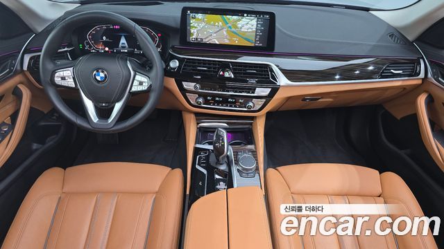 BMW 5 Series (G30) 520i Luxury 2023 — фото 7
