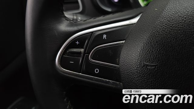 Renault Korea QM6 Diesel 2WD SE 2017 — фото 17