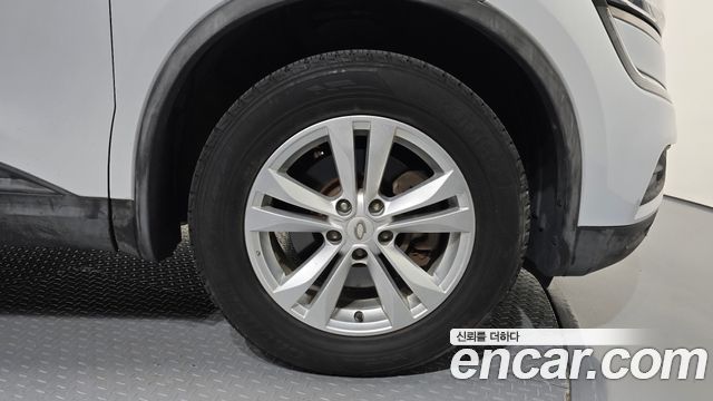 Renault Korea QM6 Diesel 2WD SE 2017 — фото 21