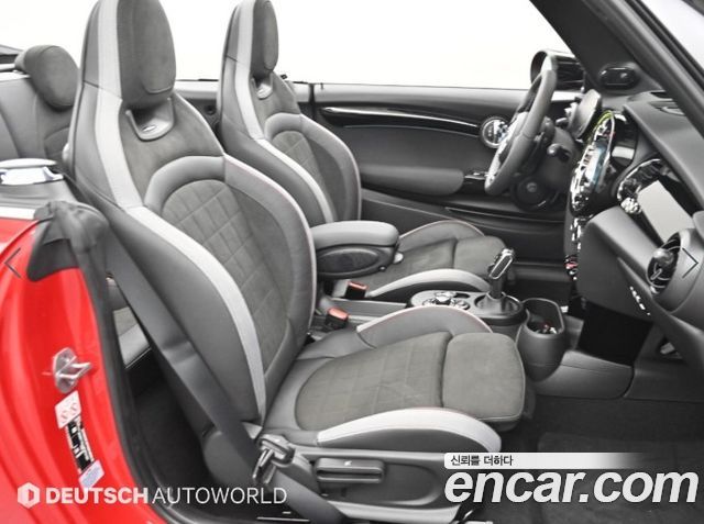 MINI Cooper S Convertible JCW 3rd 2023 — фото 10