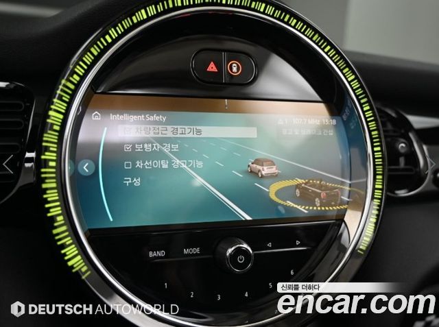 MINI Cooper S Convertible JCW 3rd 2023 — фото 20