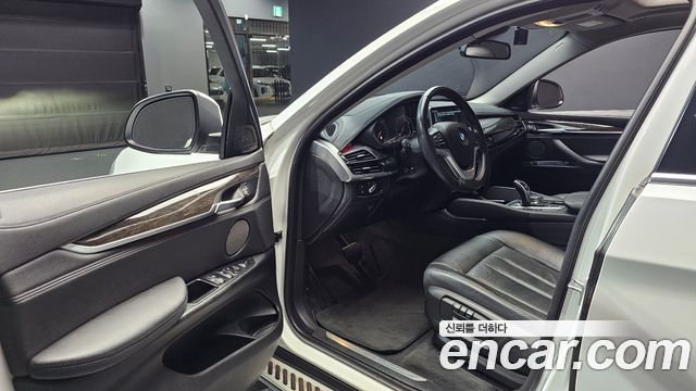 BMW X6 (F16) xDrive 30d 2017 — фото 10