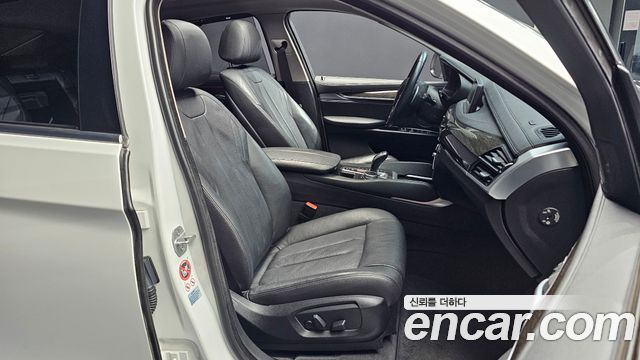BMW X6 (F16) xDrive 30d 2017 — фото 12