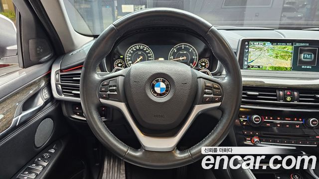 BMW X6 (F16) xDrive 30d 2017 — фото 13