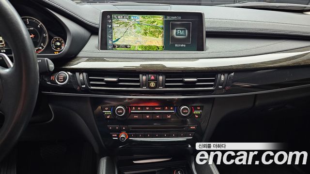 BMW X6 (F16) xDrive 30d 2017 — фото 14