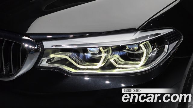 BMW 5 Series (G30) 530i Luxury Plus 2020 — фото 22