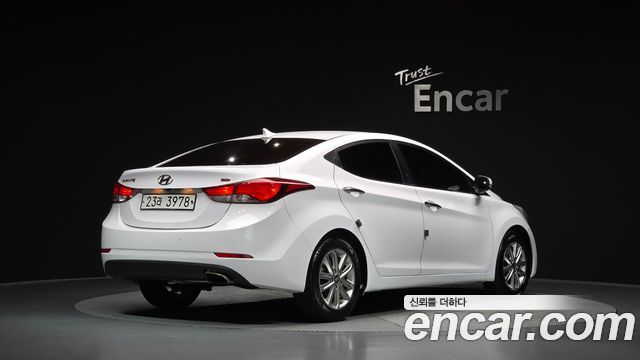 Hyundai Avante 1.6 GDi Modern Standard 2015 — фото 2