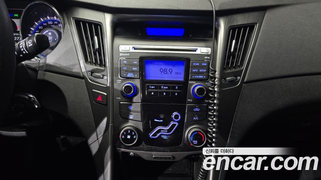 Hyundai Sonata (YF) LPi Luxury 2012 — фото 16