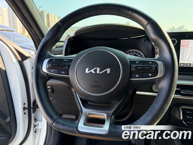 Kia K5 (III) 1.6 Turbo Prestige 2023 — фото 9