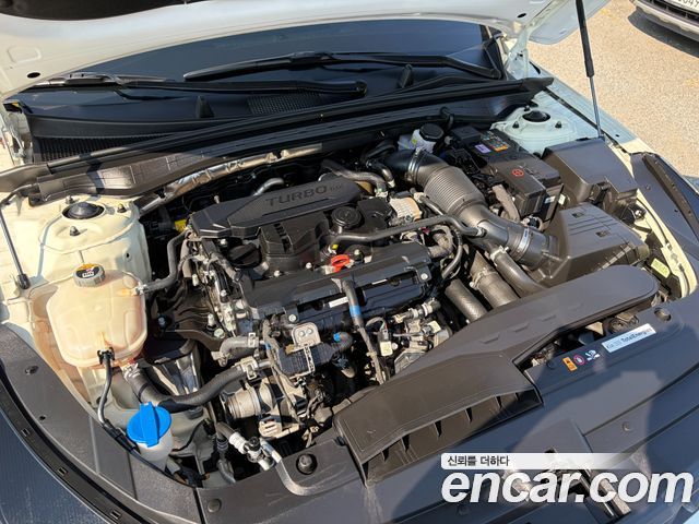Kia K5 (III) 1.6 Turbo Prestige 2023 — фото 23