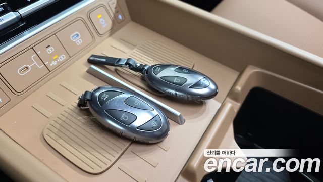 Hyundai Santa Fe (MX5) HEV 1.6 4WD Calligraphy 2025 — фото 32