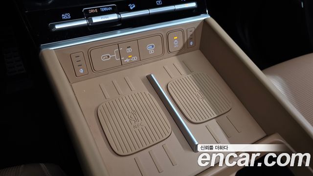 Hyundai Santa Fe (MX5) HEV 1.6 4WD Calligraphy 2025 — фото 43