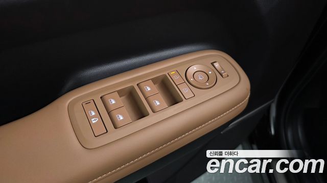 Hyundai Santa Fe (MX5) HEV 1.6 4WD Calligraphy 2025 — фото 44