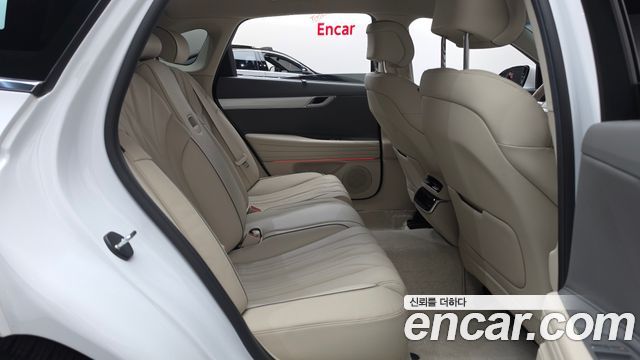 Genesis G80 (RG3) Gasoline 2.5 Turbo AWD 2025 — фото 11