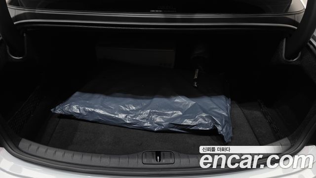 Genesis G80 (RG3) Gasoline 2.5 Turbo AWD 2025 — фото 19