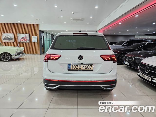 Volkswagen Tiguan (II) 2.0 TDI Prestige 2022 — фото 4