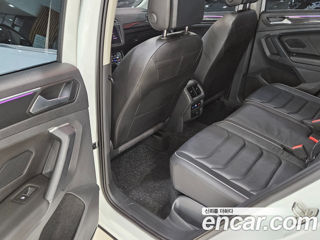 Volkswagen Tiguan (II) 2.0 TDI Prestige 2022 — фото 15