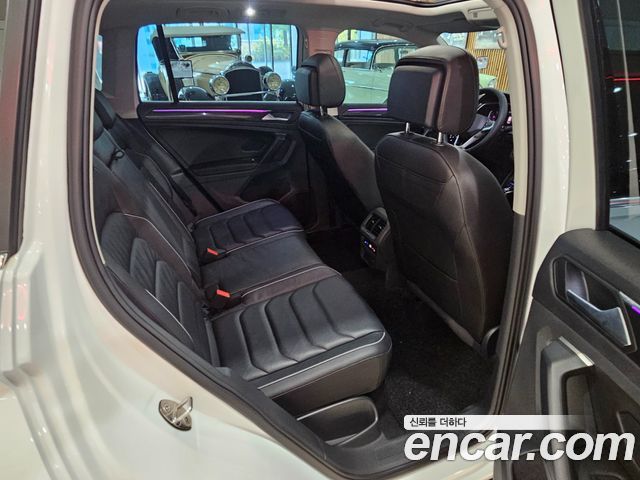 Volkswagen Tiguan (II) 2.0 TDI Prestige 2022 — фото 16