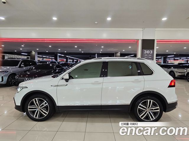 Volkswagen Tiguan (II) 2.0 TDI Prestige 2022 — фото 24
