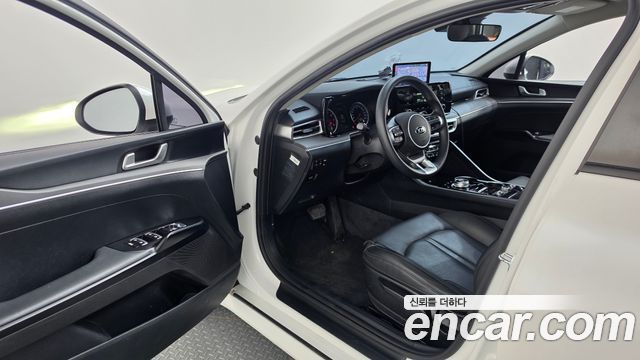 Kia K5 (III) 2.0 Trendy 2021 — фото 10