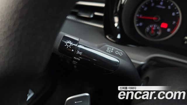 Kia K5 (III) 2.0 Trendy 2021 — фото 28
