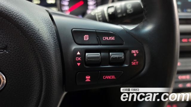 Kia Carnival 9-seater Noblesse 2017 — фото 17