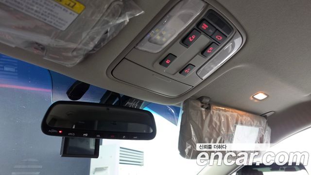 Kia Carnival 9-seater Noblesse 2017 — фото 19