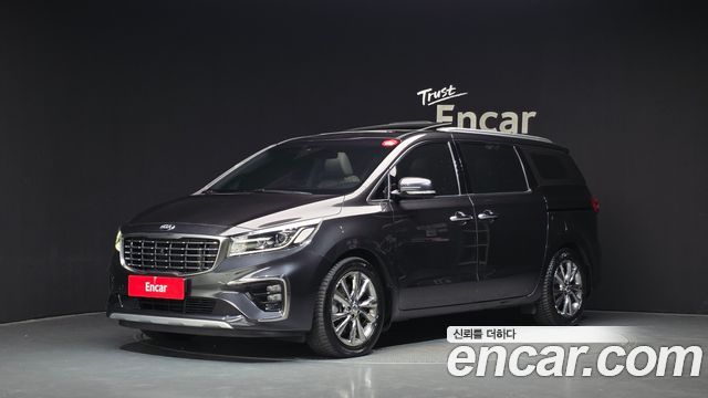 Kia Carnival 7-Seater Limousine President 2019 — фото 1