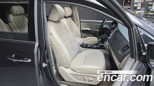 Kia Carnival 7-Seater Limousine President 2019 — фото 11